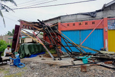 Angin Puting Beliung,  9 Rumah Warga di Kaur Porak Poranda