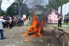 Demo Warga Desa   Dusun Baru Memanas, Ini Pemicunya