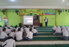 Astra Motor Bengkulu dan Polresta Bengkulu Gelar Edukasi Safety Riding Cari Aman di SMAN 4 Kota Bengkulu