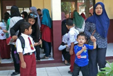 Besok Awal Masuk Sekolah Tahun Ajaran Baru, Ini Kiat Orang Tua Agar Anak Tidak Tegang 