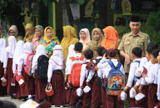 Sekolah Dilarang Bisnis Baju Seragam ke Siswa, Begini Pernyataan Kadisdik Kota Bengkulu