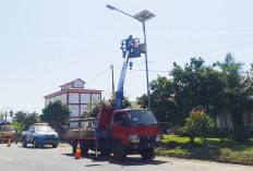 Pemasangan Lampu PJU Diperluas, Segini Jumlahnya