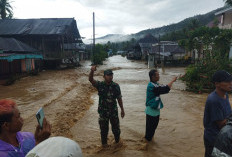 BREAKING NEWS,   Banjir Bandang Terjang Kecamatan Topos, Ratusan Rumah dan Jalan Terendam