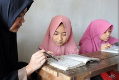 Kabar Gembira! Jutaan Guru Ngaji dan Ustazah Kini Dapat Perlindungan BPJS Ketenagakerjaan