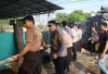Luar Biasa, Kapolres Bengkulu Selatan Hadapi Amukan Si Jago Merah Selamatkan Rumah Lansia