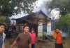 Rumah Warga Desa Kelilik Kabupaten Kepahiang Ludes Terbakar, Kerugian Ditaksir Rp300 Juta