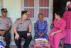 HKG ke-74, Polres dan Bhayangkari Salurkan Bansos untuk Warga Kurang Mampu