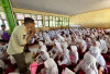 Sosialisasi di SMP N2 Bengkulu Selatan, Kasat Pol PP Ingatkan Pelajar Jauhi Bullying