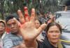 Makin Menegangkan, Warga VS PT Agricinal Bentrok, Beberapa Warga Terluka, Ini Pemicunya